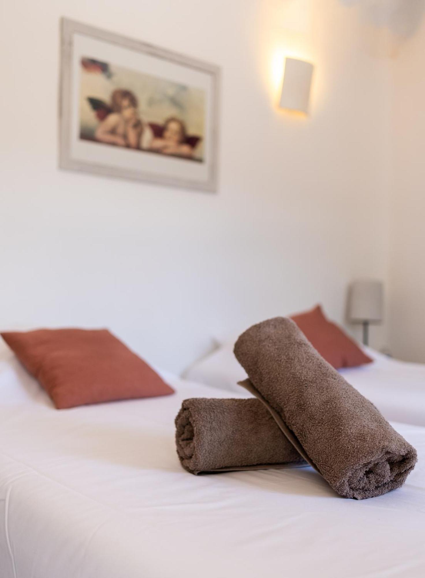 Le Vieux Platane Hotel Cairanne Buitenkant foto