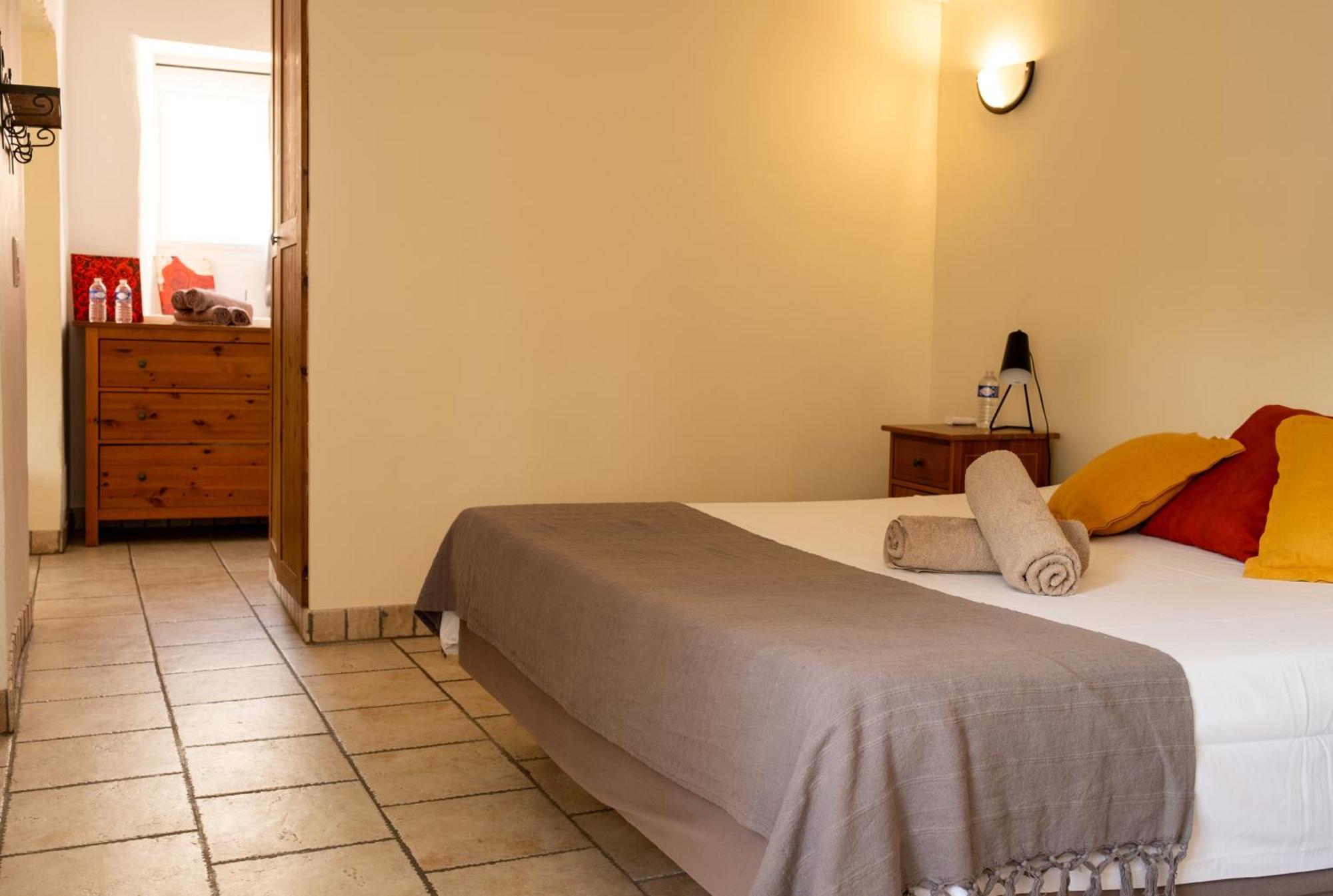 Le Vieux Platane Hotel Cairanne Buitenkant foto